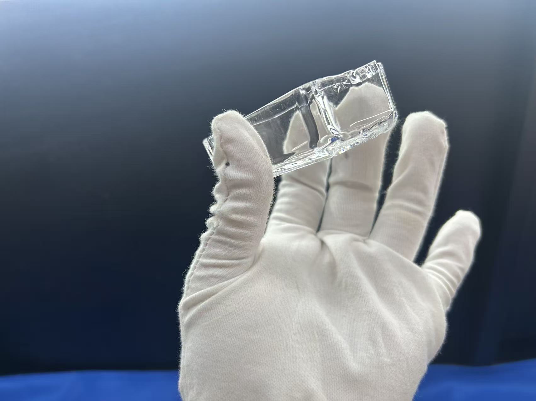 Quartz Tank