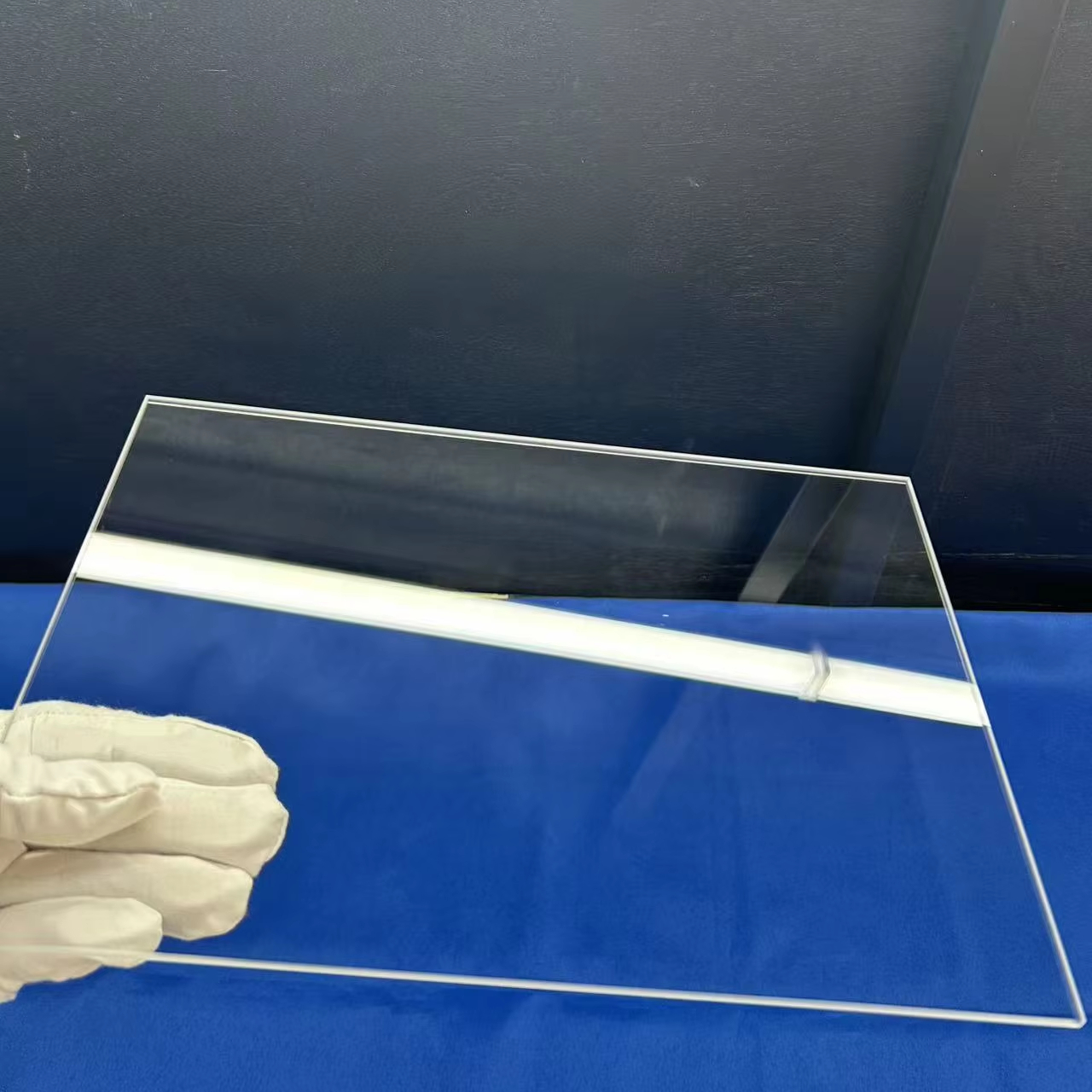 Custom Polished  Purity Transparent Square  Quartz Glass  Clear Plate 4mm Thick for Optical Instruments Provide  Welding Cutting