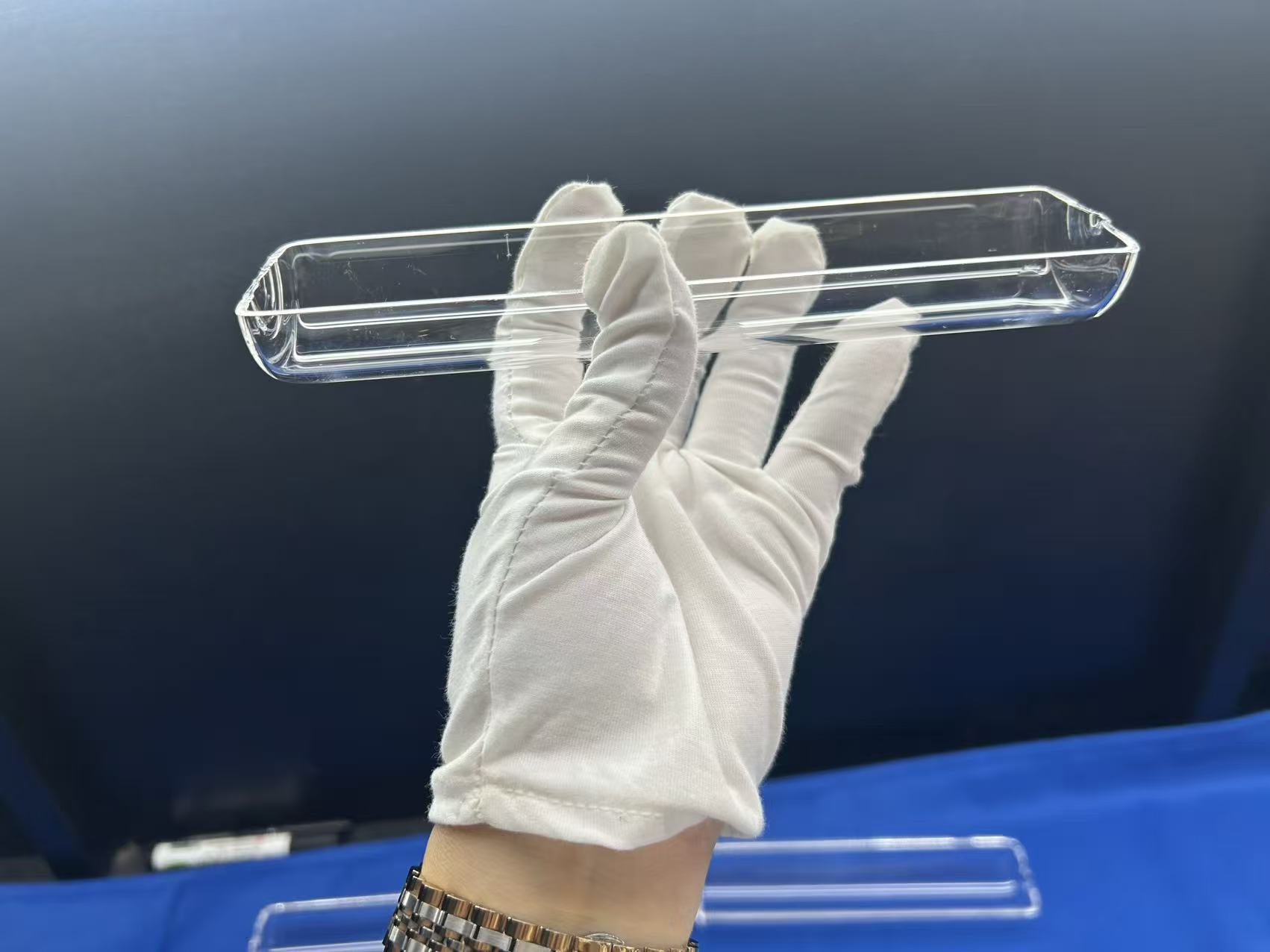 Customized Clear Fused Silica Quartz Boat Polished Clear Quartz Wafer Carrier
