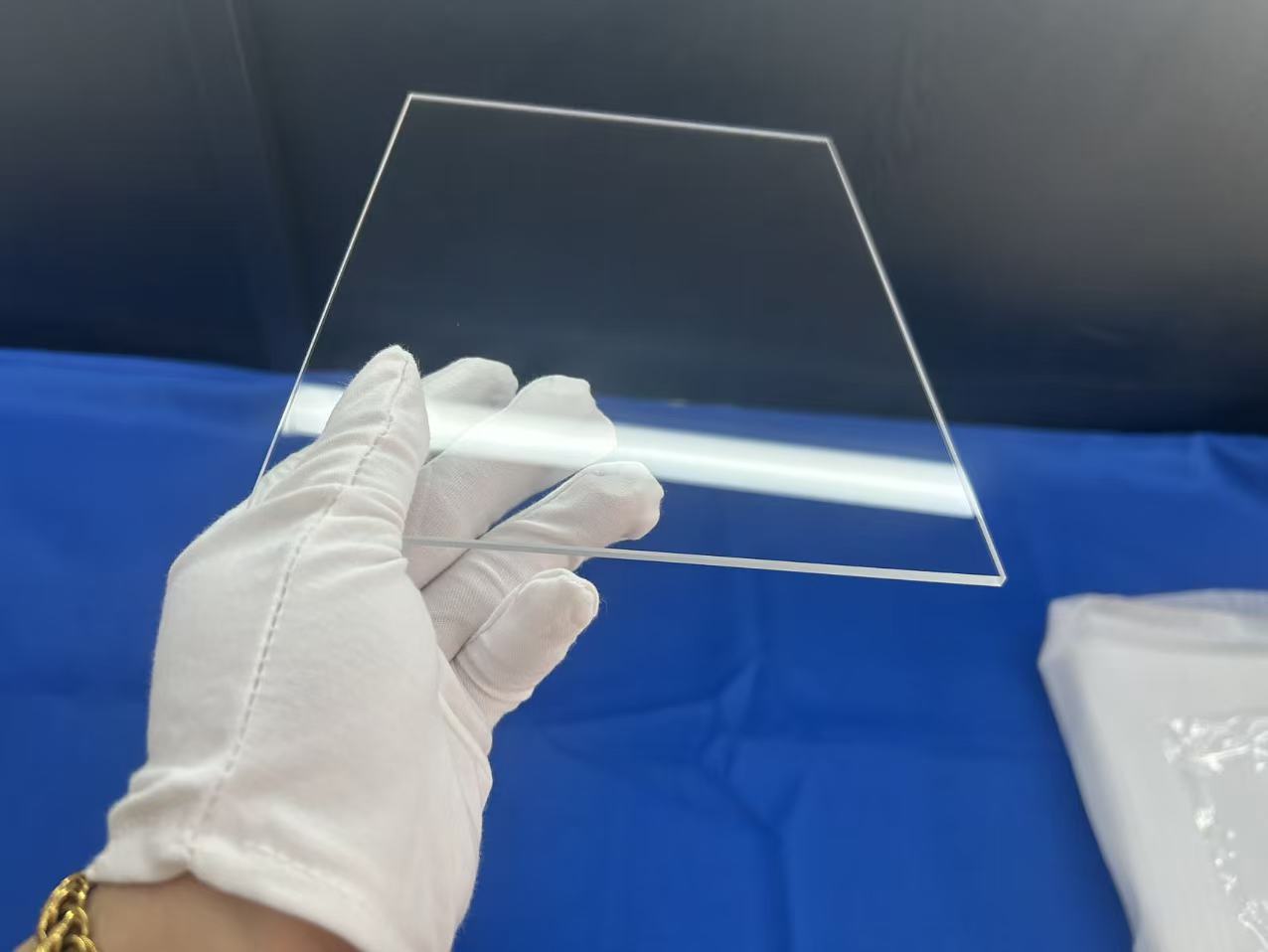 Custom Polished  Purity Transparent Square  Quartz Glass Plate 3mm Thick Clear Optical Instruments for Welding Cutting