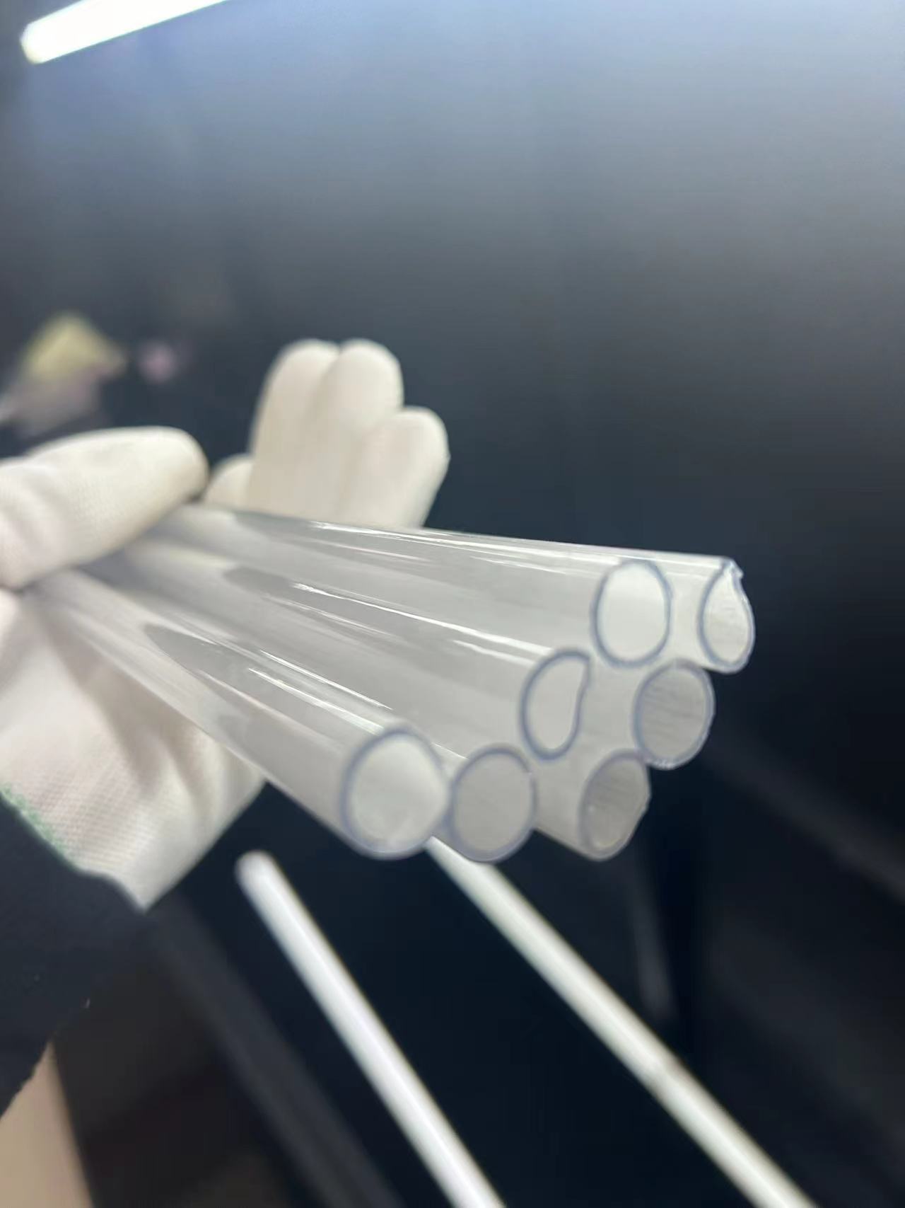 Translucent Quartz Glass Pipe Quartz Glass Sleeve Opaque Milky White Quartz Glass Tube